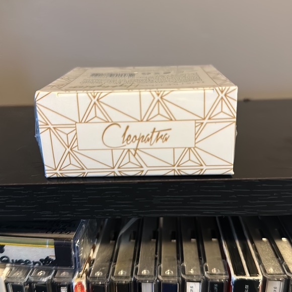 Hank and Henry Lustre Dew Highlighter Cleopatra - Picture 2 of 4